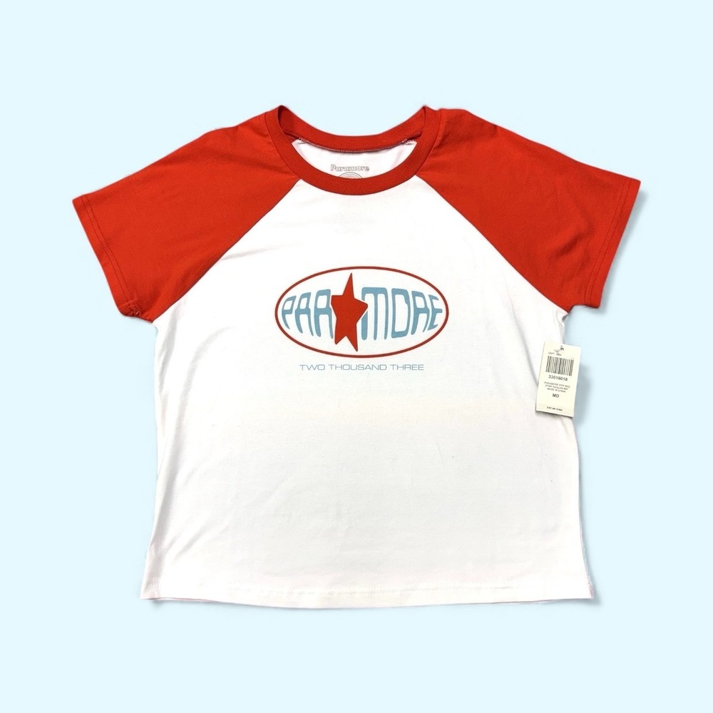 NWT Paramore Shirt Women M Hot Topic Red Star Girls Raglan Crop Top Y2K Emo Band